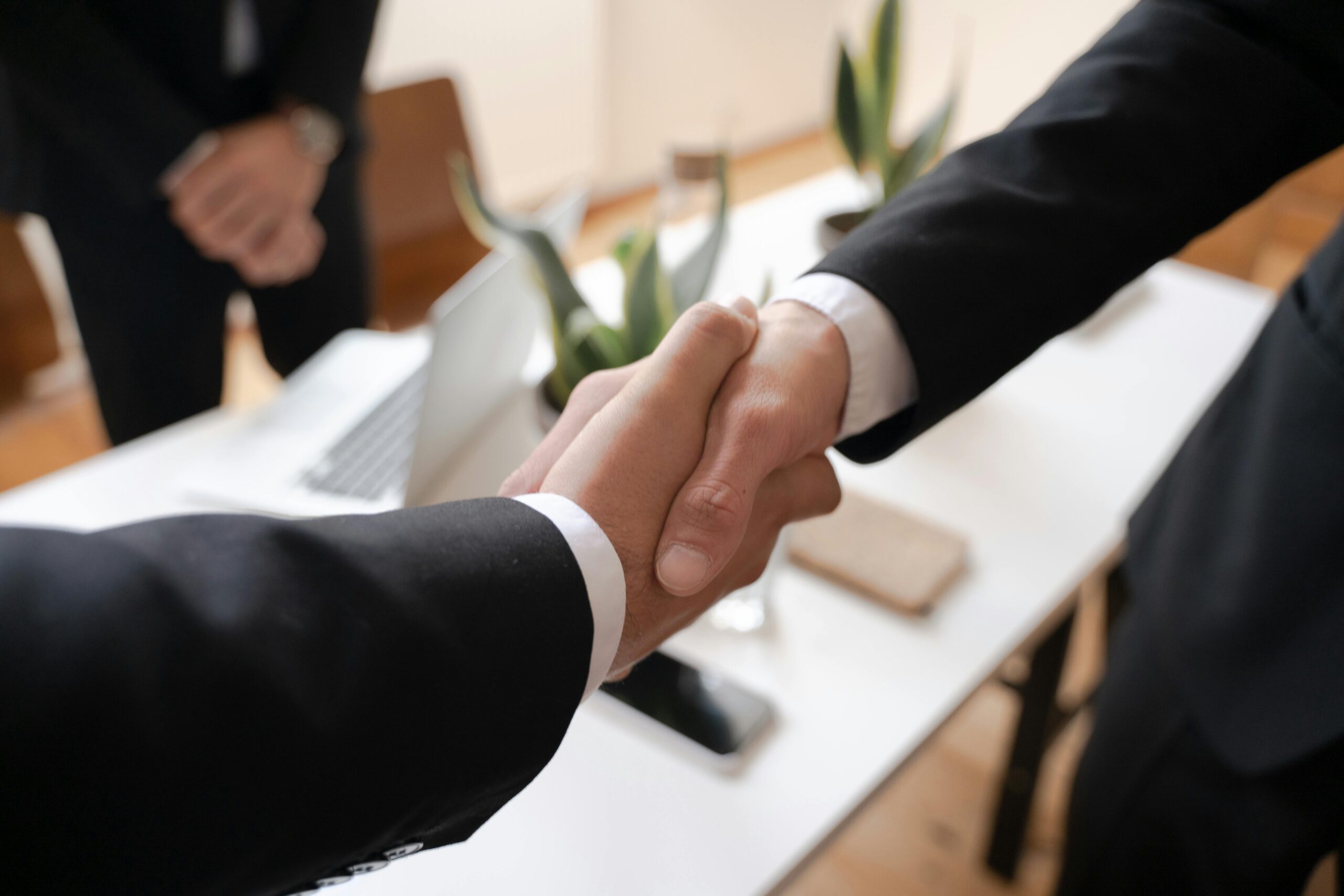 law-firm-23 Como funciona a venda de empresas com dívidas