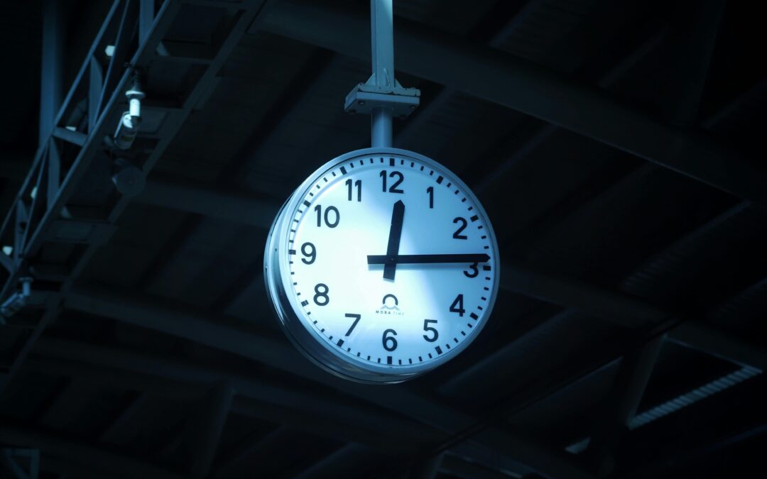 O que devo fazer com dívidas atrasadas? Qual a melhor estratégia?